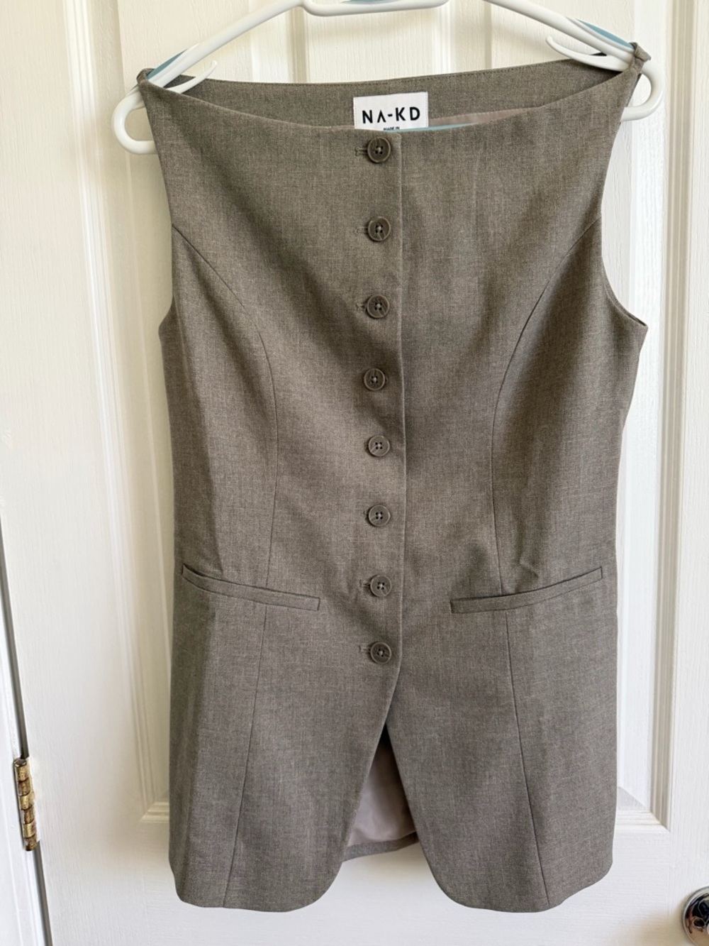 Na-Kd Taupe Tailored Sleeveless Vest